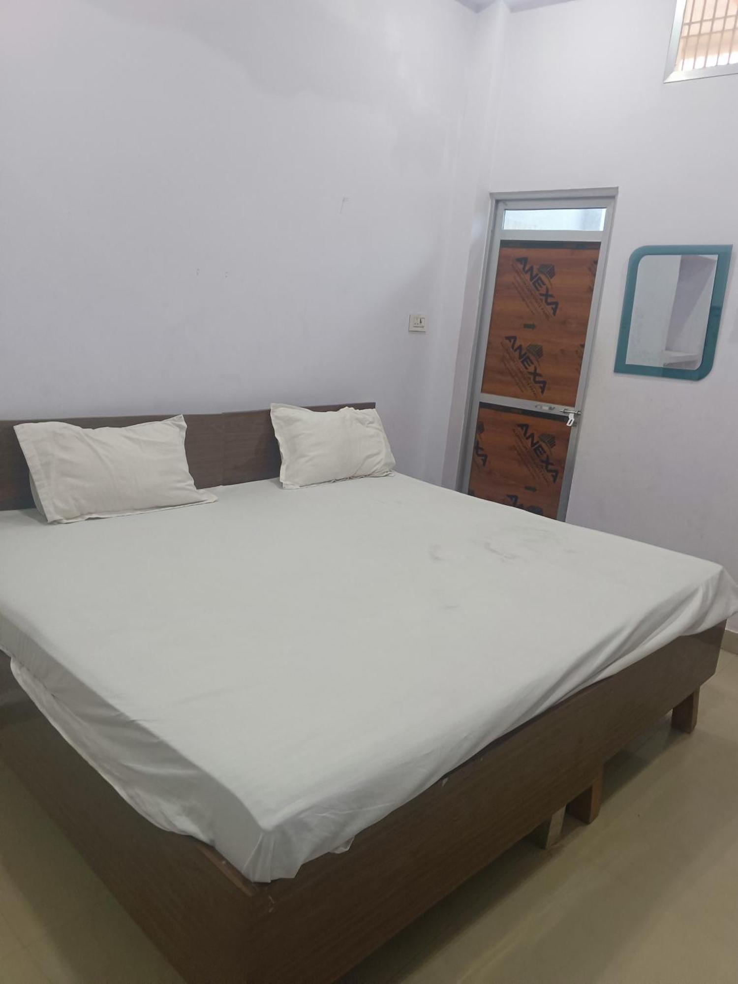 La Ayodhya Residency 호텔 외부 사진