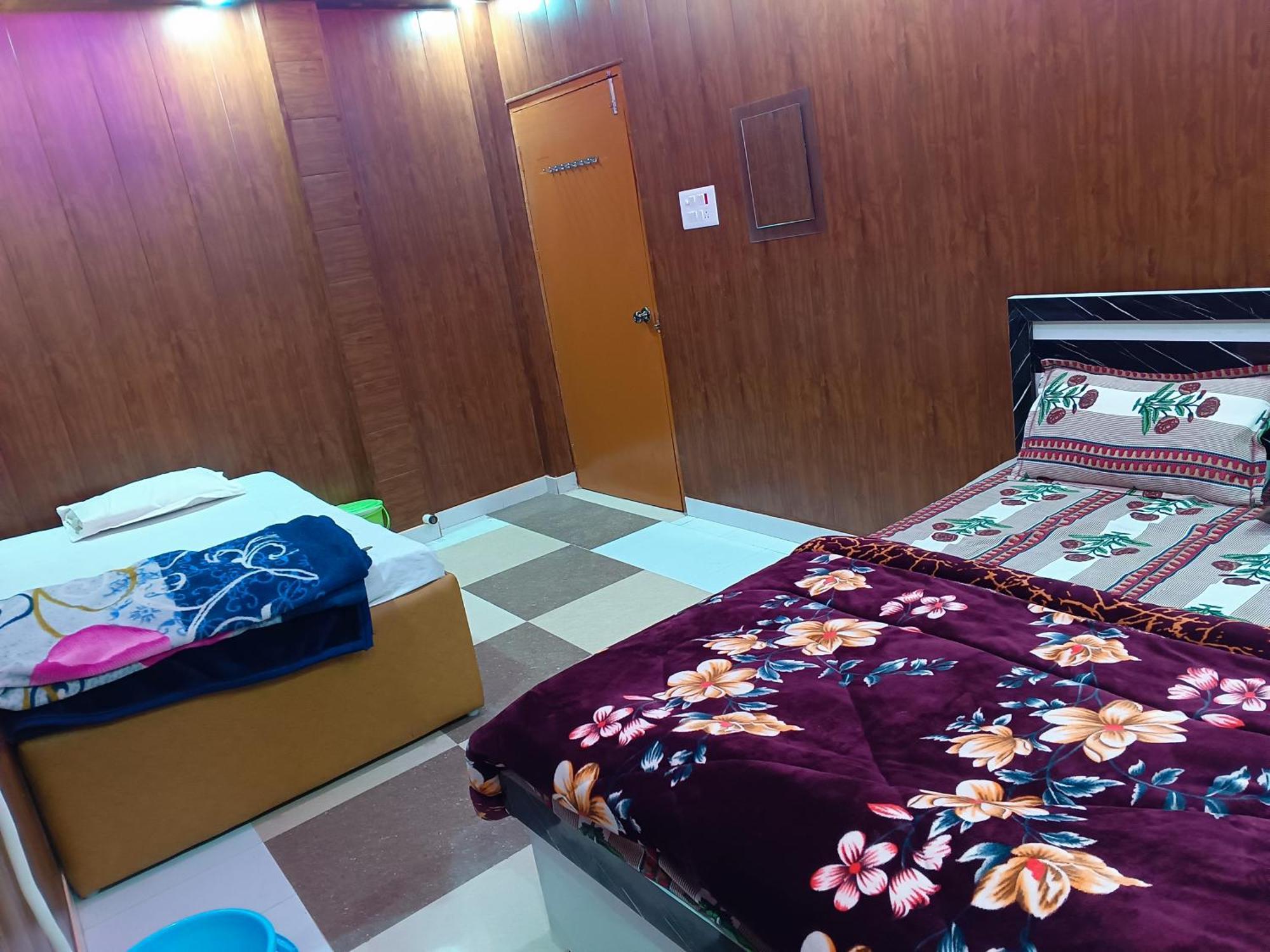 La Ayodhya Residency 호텔 외부 사진